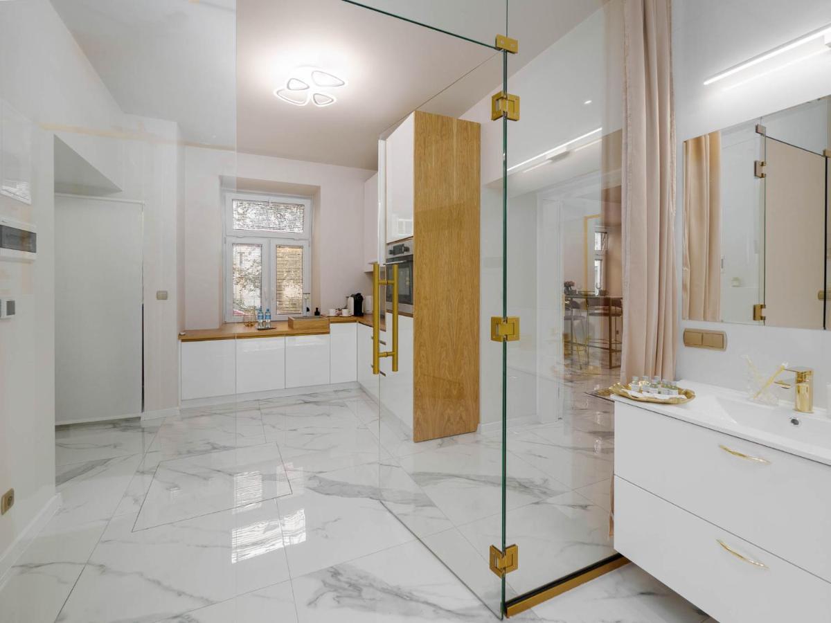 Apartament Gold Aleja Nmp 8 - Free Parking Częstochowa Exterior foto